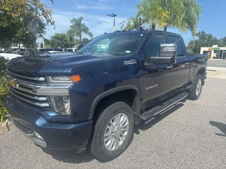 2022 Chevrolet Silverado 2500HD High Country photo 1