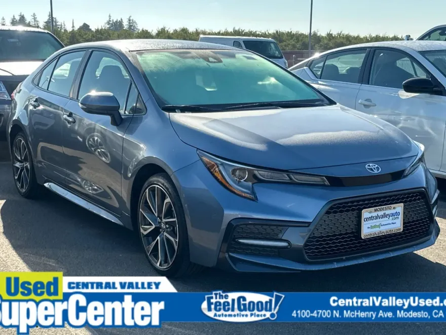 2022 Toyota Corolla SE photo 1