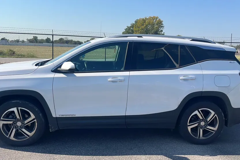2020 Gmc Terrain SLT photo 1