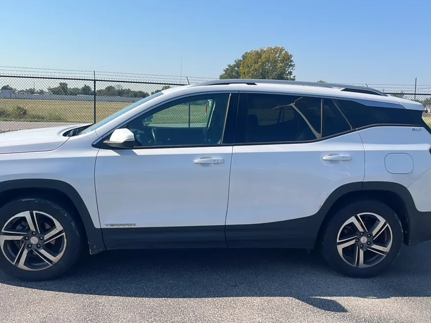 2020 Gmc Terrain SLT photo 1