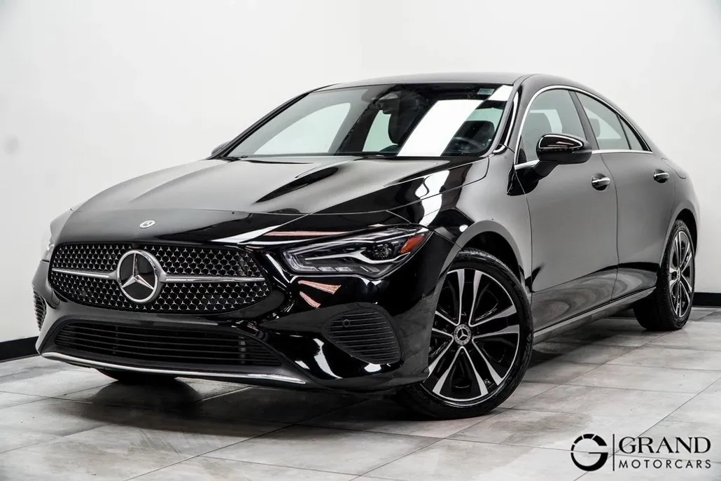 2025 Mercedes Benz CLA 250 photo 1
