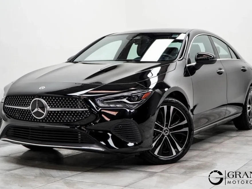 2025 Mercedes Benz CLA 250 photo 1