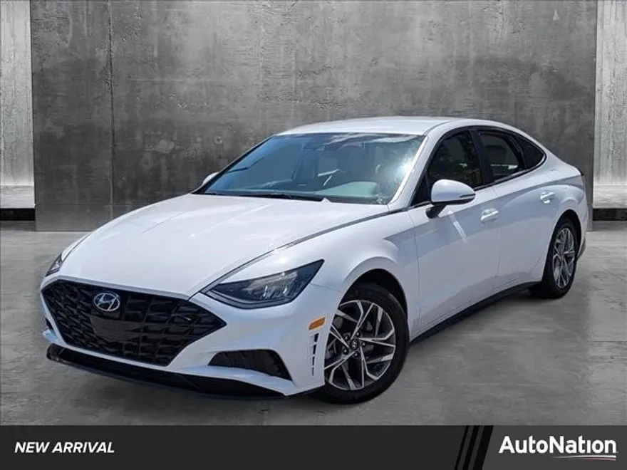 2023 Hyundai Sonata SEL photo 1