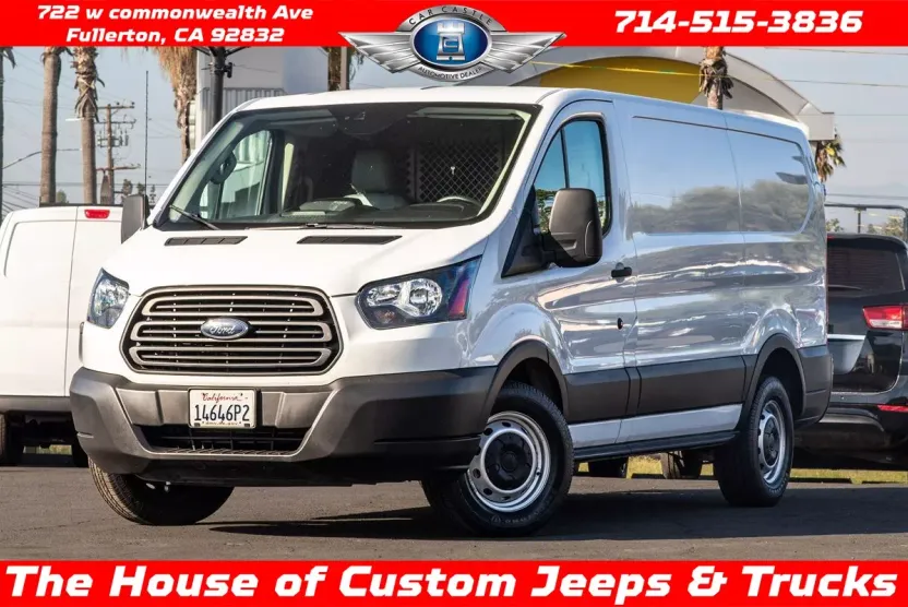 2019 Ford Transit Van photo 1