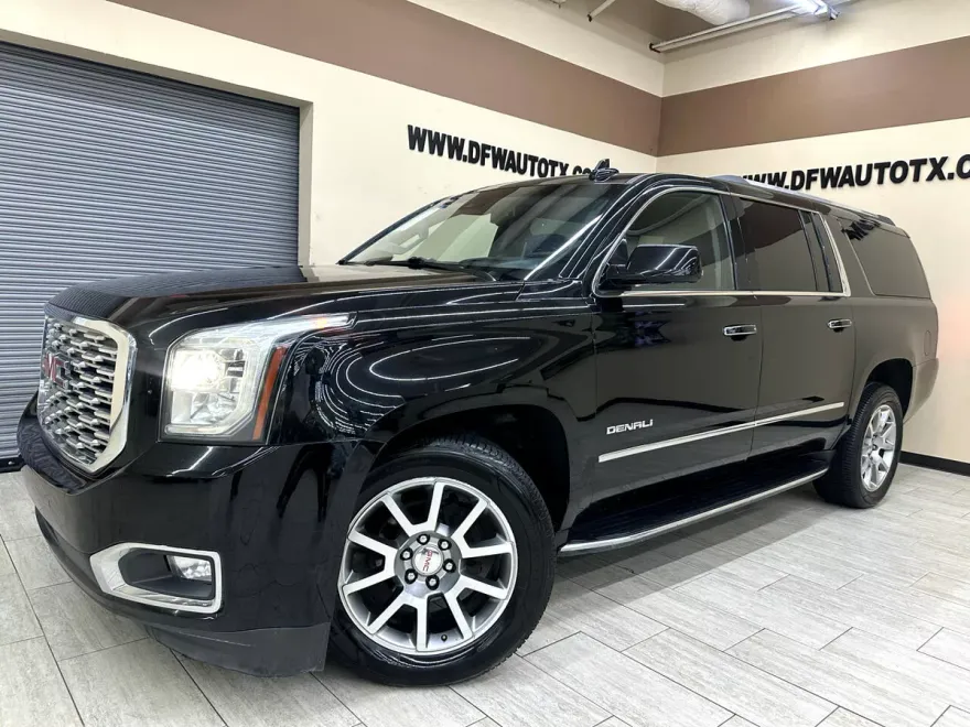 2020 Gmc Yukon XL Denali photo 1