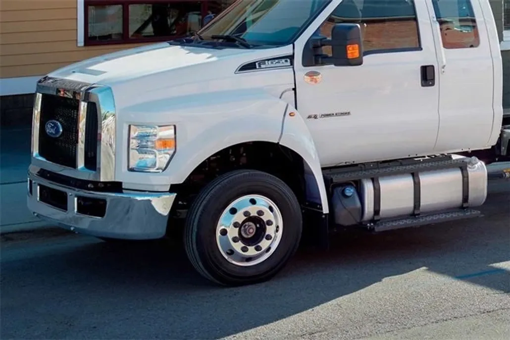 2024 Ford F-650 SuperCab photo 1