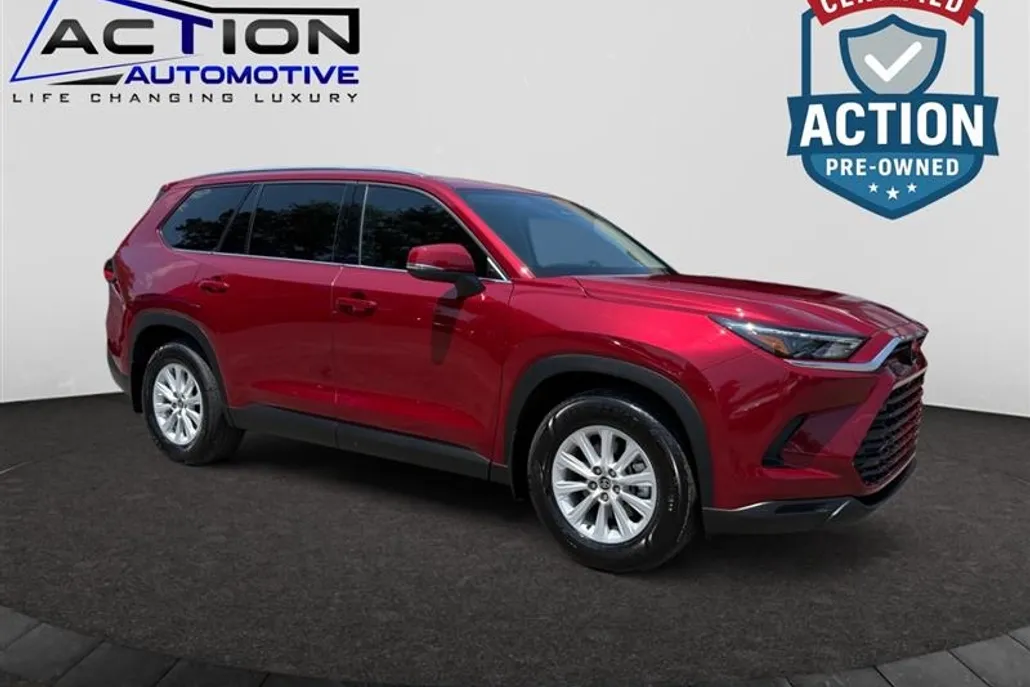 2024 Toyota Grand Highlander XLE photo 1