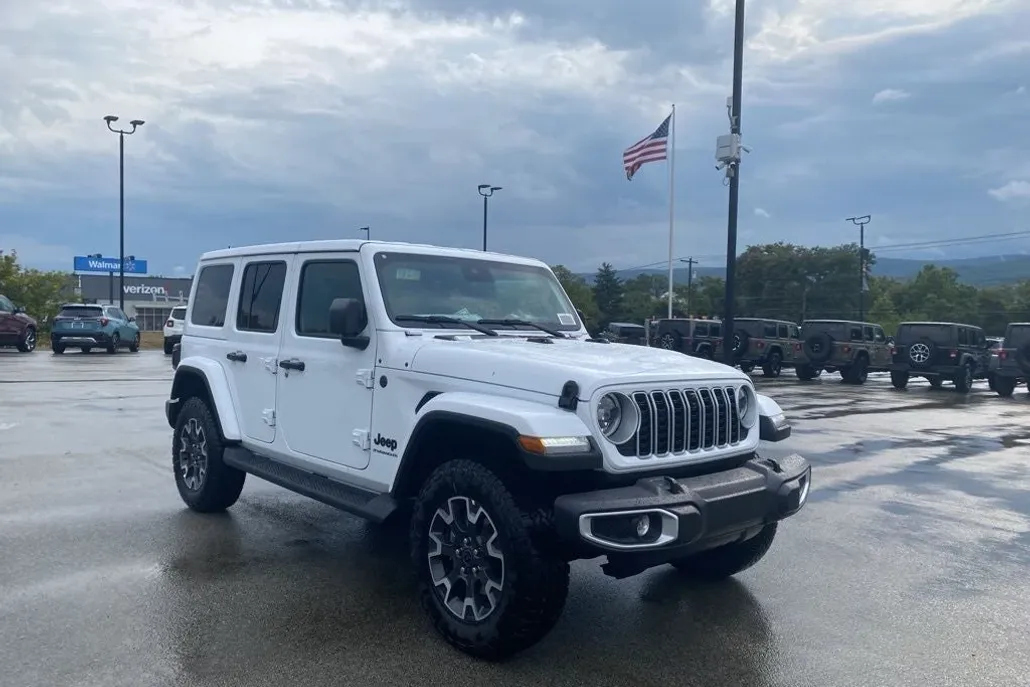 2025 Jeep Wrangler Sahara photo 1