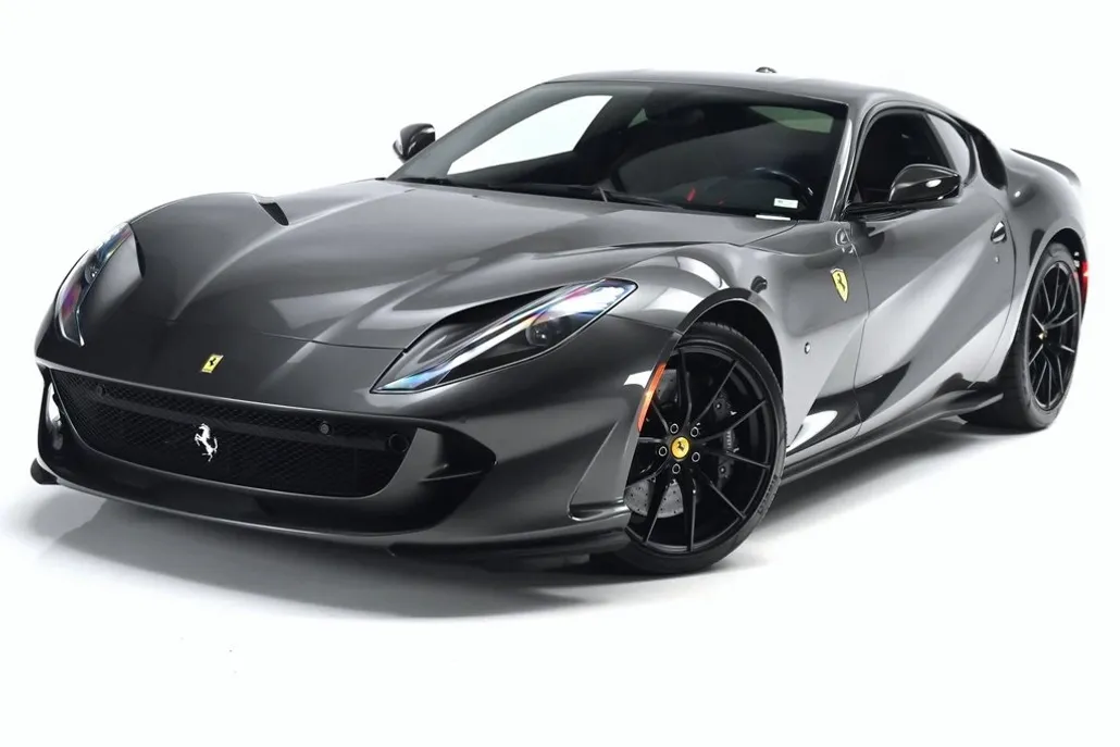 2019 Ferrari 812 Superfast photo 1