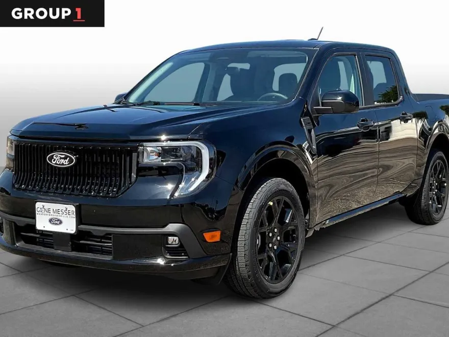 2025 Ford Maverick photo 1
