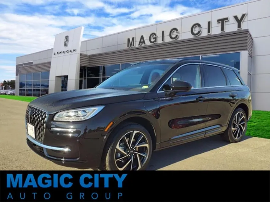 2025 Lincoln Corsair Grand Touring photo 1