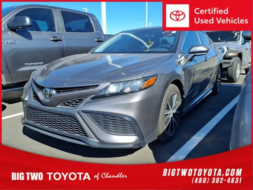 2024 Toyota Camry SE photo 1