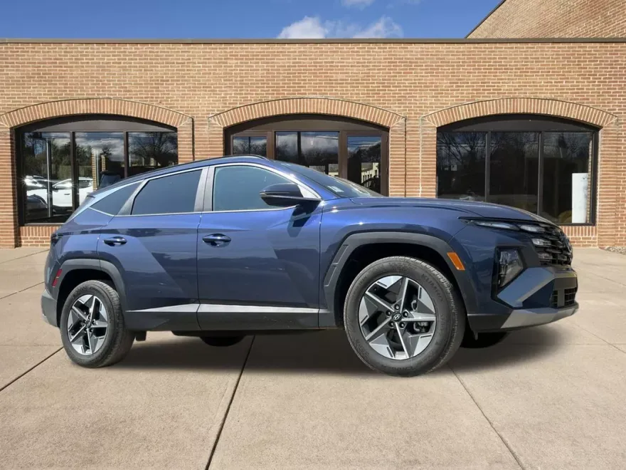 2025 Hyundai Tucson SEL Convenience photo 1