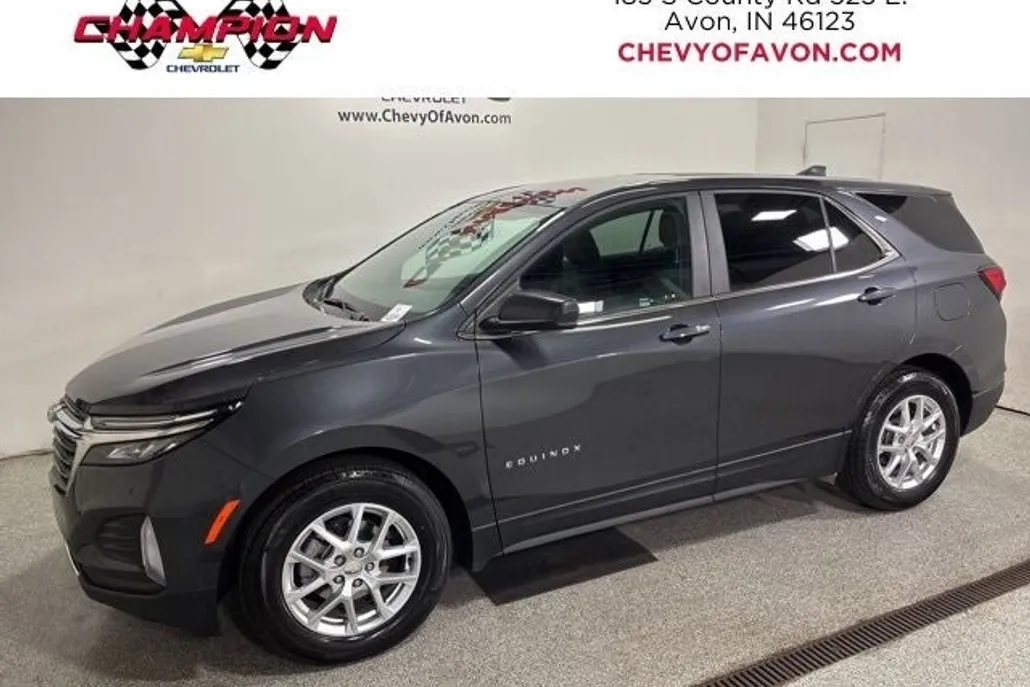2022 Chevrolet Equinox LT photo 1