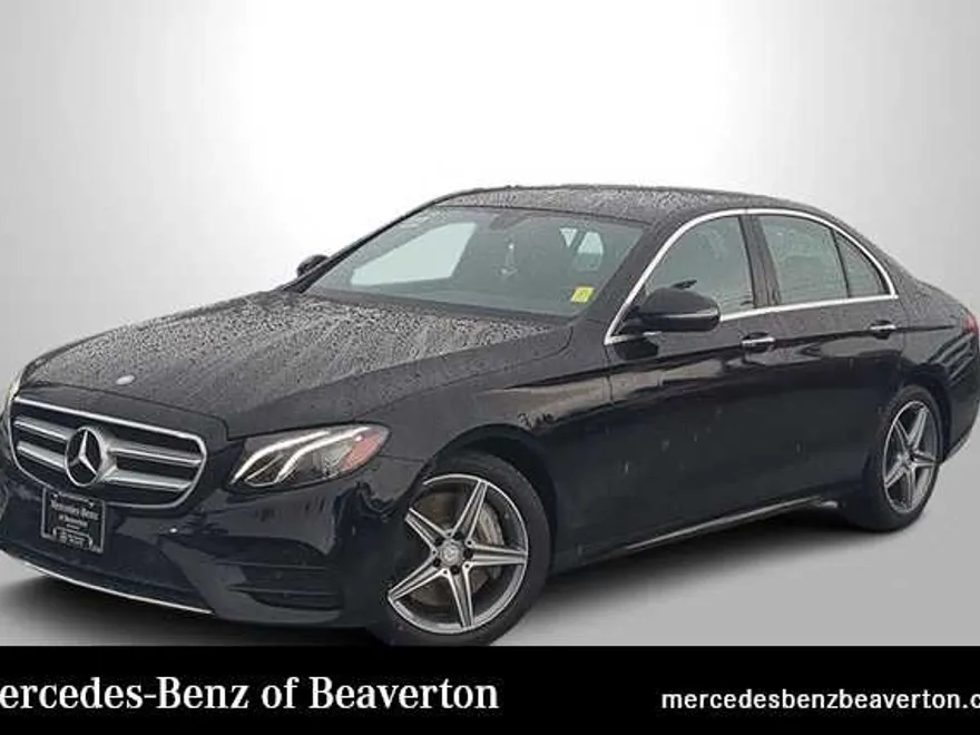 2017 Mercedes Benz E 300 4MATIC photo 1