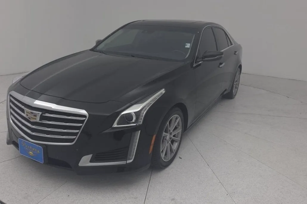 2017 Cadillac CTS Luxury photo 1