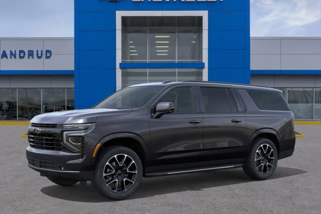 2026 Chevrolet Suburban RST photo 1
