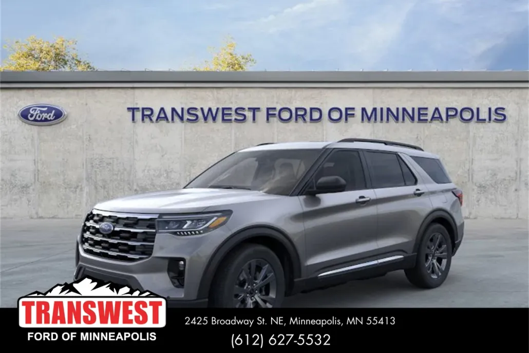 2025 Ford Explorer photo 1
