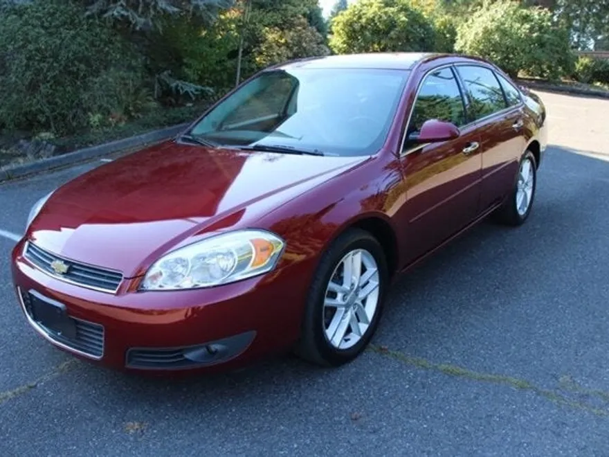2008 Chevrolet Impala LTZ photo 1