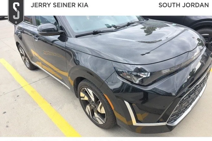 2023 Kia Soul GT-Line photo 1