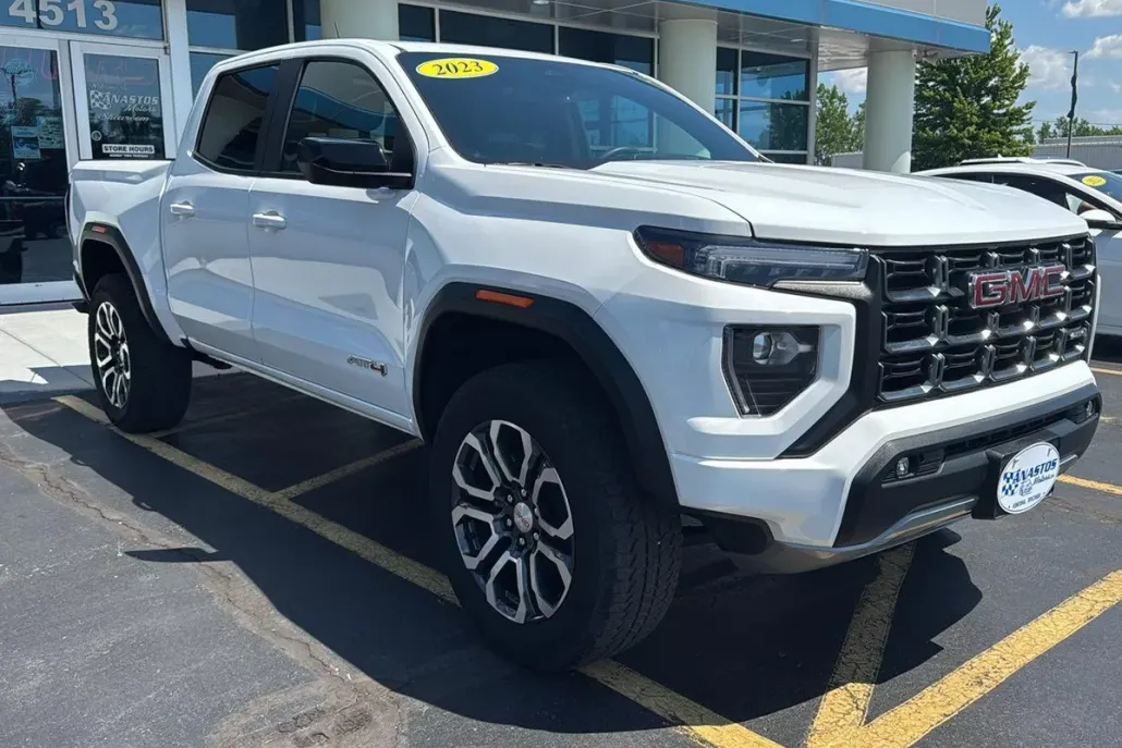 2023 Gmc Canyon AT4 photo 1