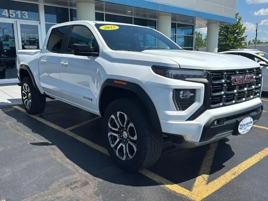 2023 Gmc Canyon AT4 photo 1