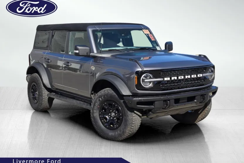 2023 Ford Bronco Wildtrak photo 1