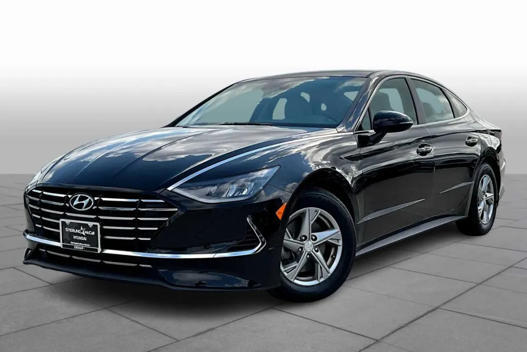 2022 Hyundai Sonata SE photo 1