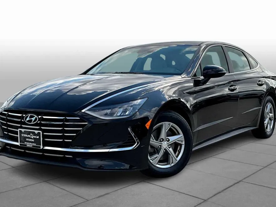 2022 Hyundai Sonata SE photo 1