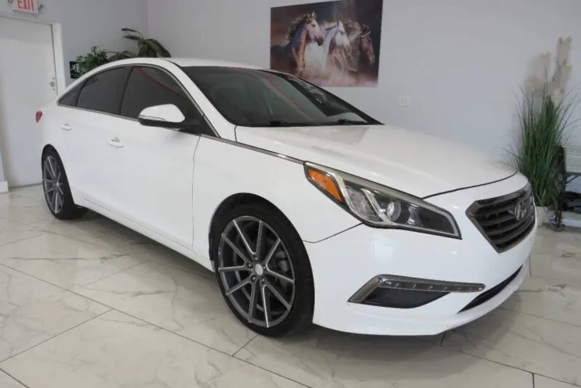 2015 Hyundai Sonata Eco photo 1