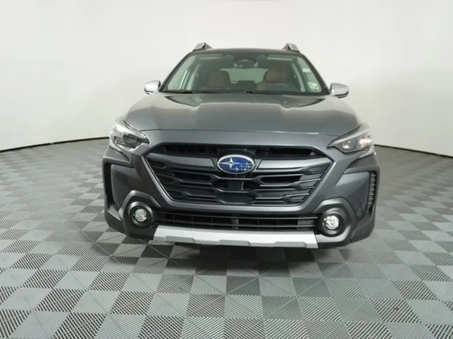 2025 Subaru Outback Touring XT photo 1