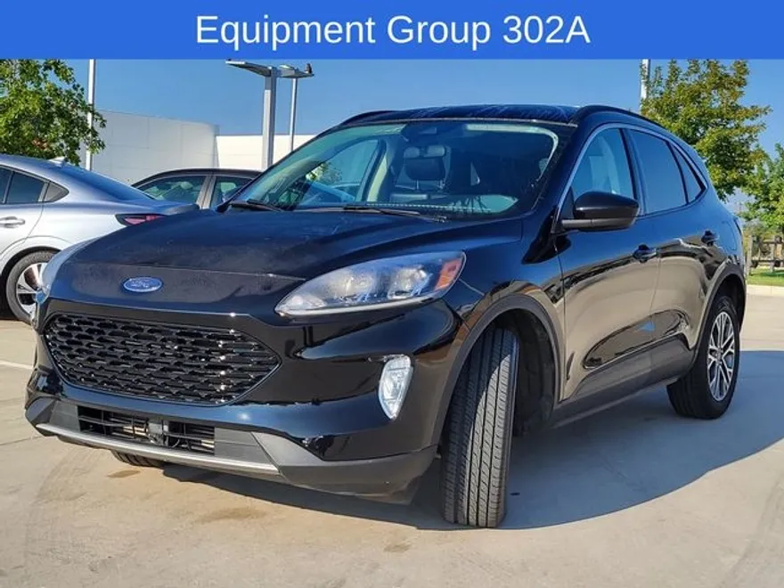 2022 Ford Escape SEL photo 1