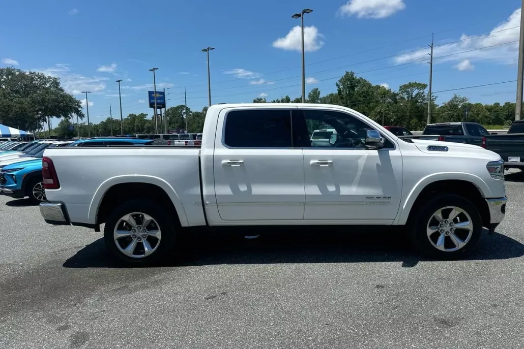 2020 Ram 1500 Limited photo 1