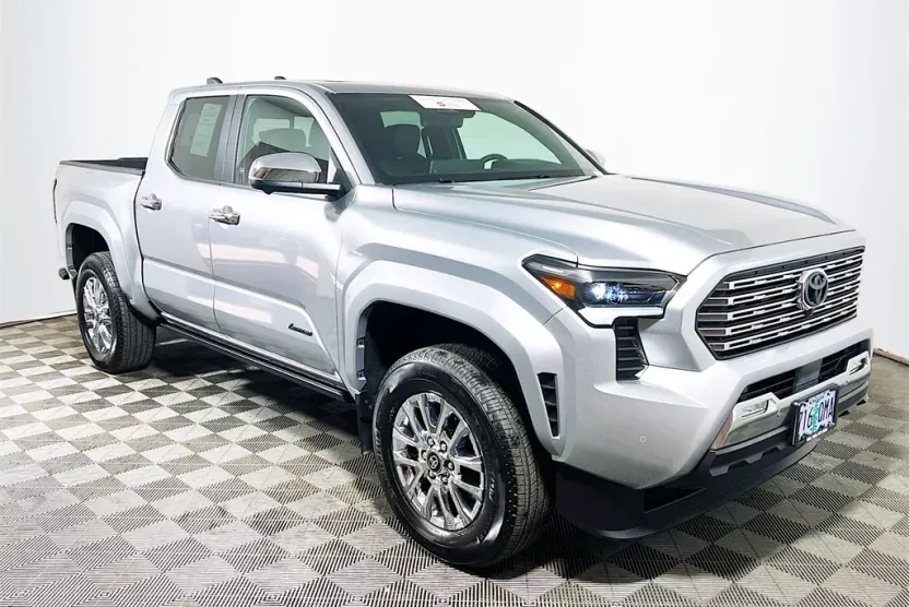 2025 Toyota Tacoma Limited photo 1