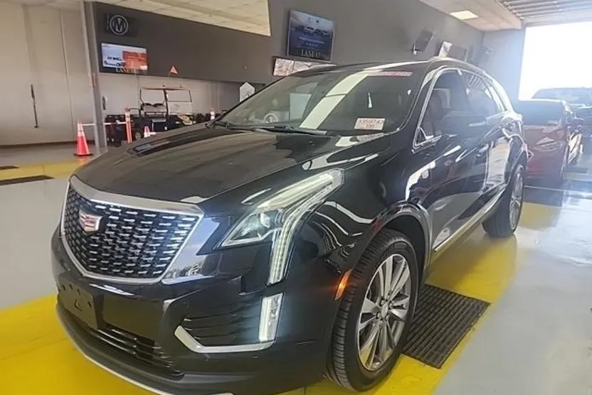 2024 Cadillac XT5 Premium Luxury photo 1