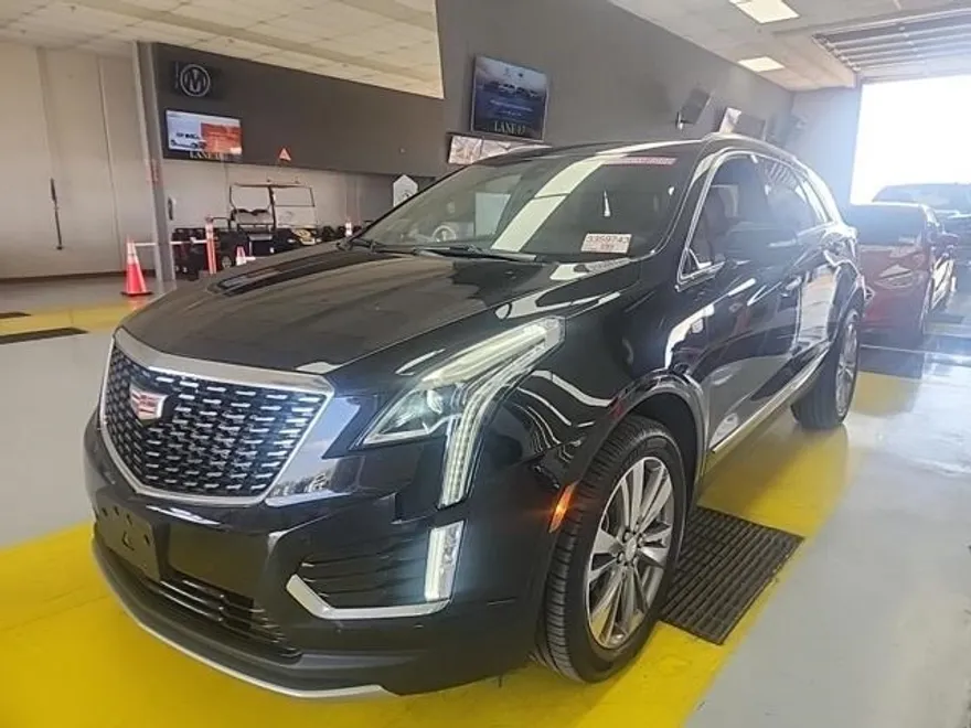 2024 Cadillac XT5 Premium Luxury photo 1