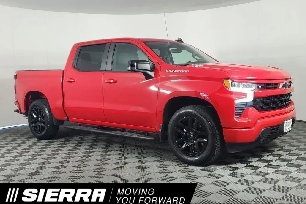 2023 Chevrolet Silverado 1500 RST photo 1
