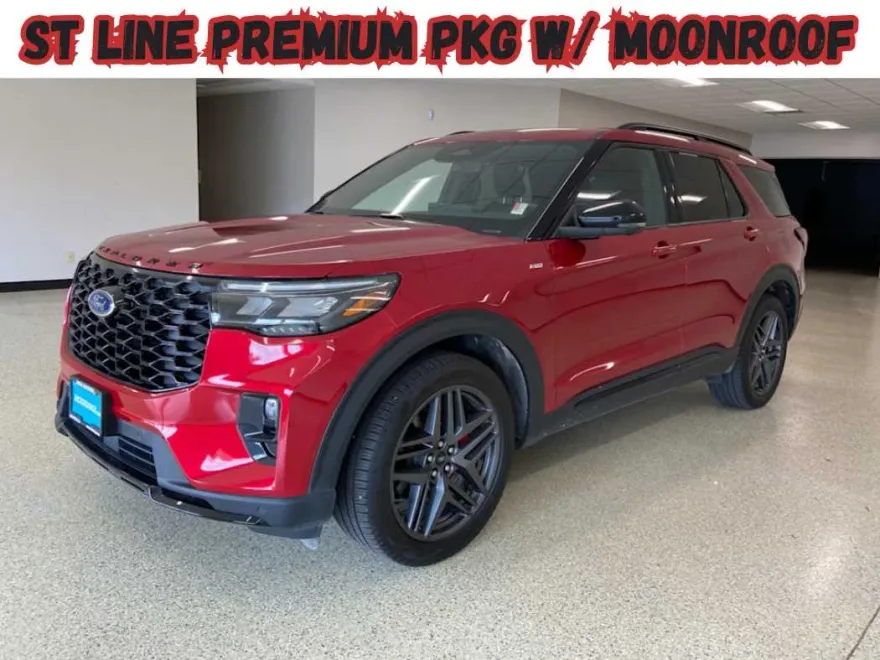 2025 Ford Explorer ST-Line photo 1