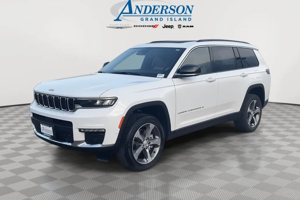 2025 Jeep Grand Cherokee Limited photo 1