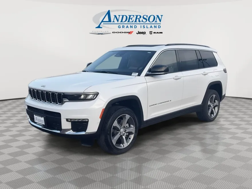 2025 Jeep Grand Cherokee Limited photo 1