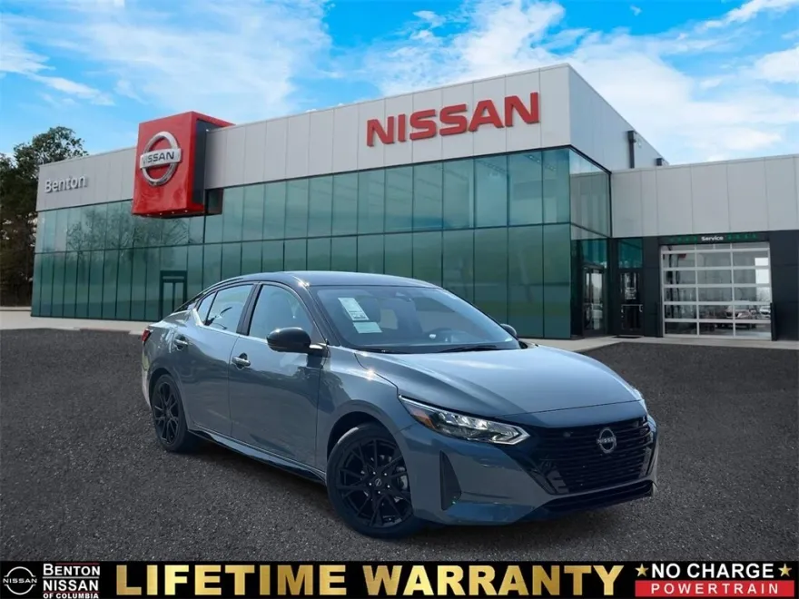 2025 Nissan Sentra SR photo 1