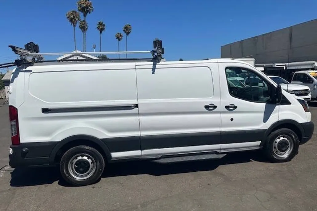 2017 Ford Transit Cargo Van Passenger photo 1