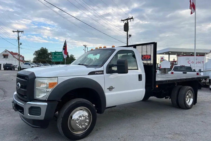 2012 Ford F-550 XL photo 1