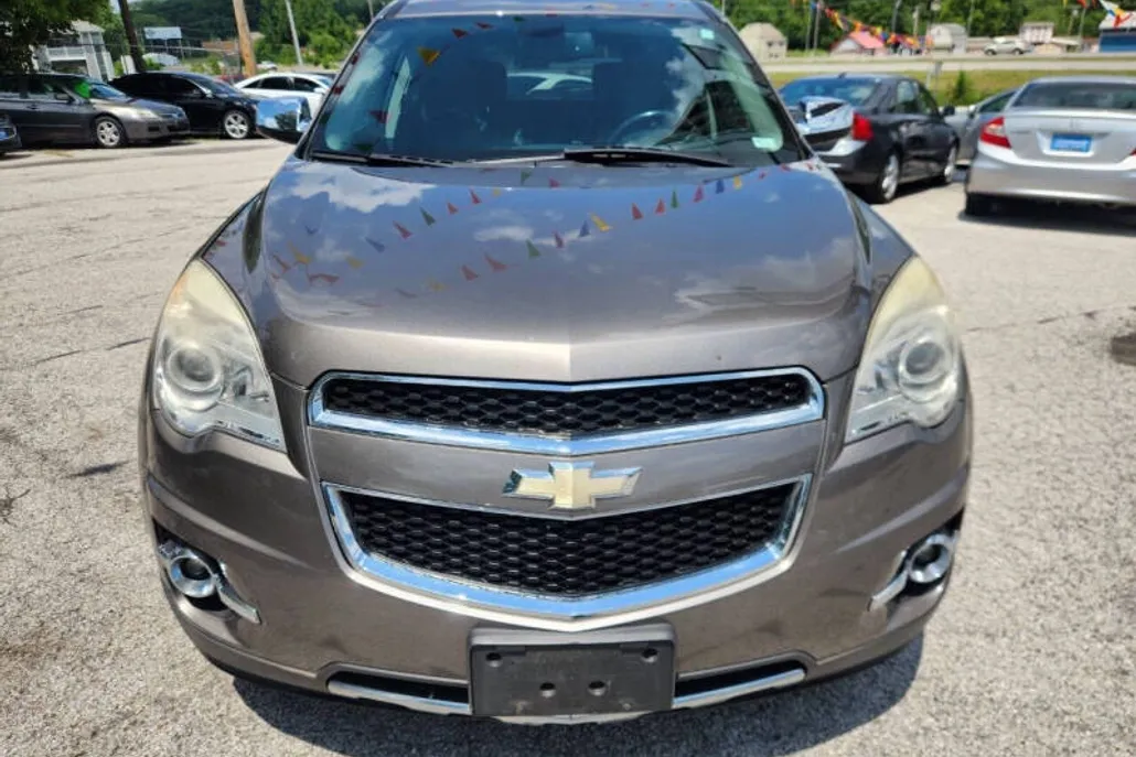 2011 Chevrolet Equinox LTZ photo 1