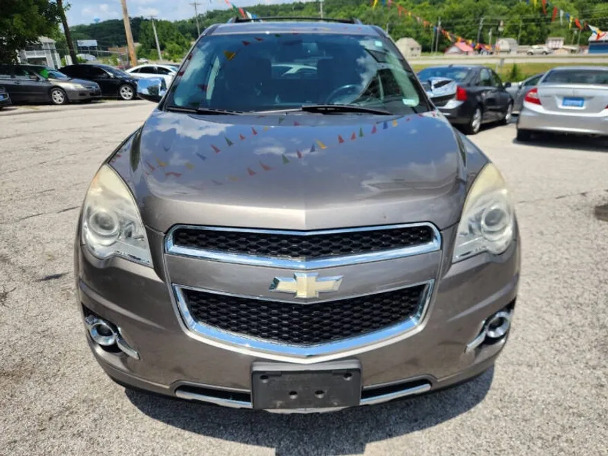 2011 Chevrolet Equinox LTZ photo 1