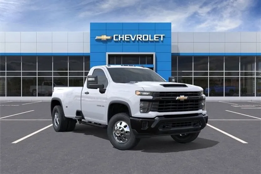 2026 Chevrolet Silverado 3500HD photo 1