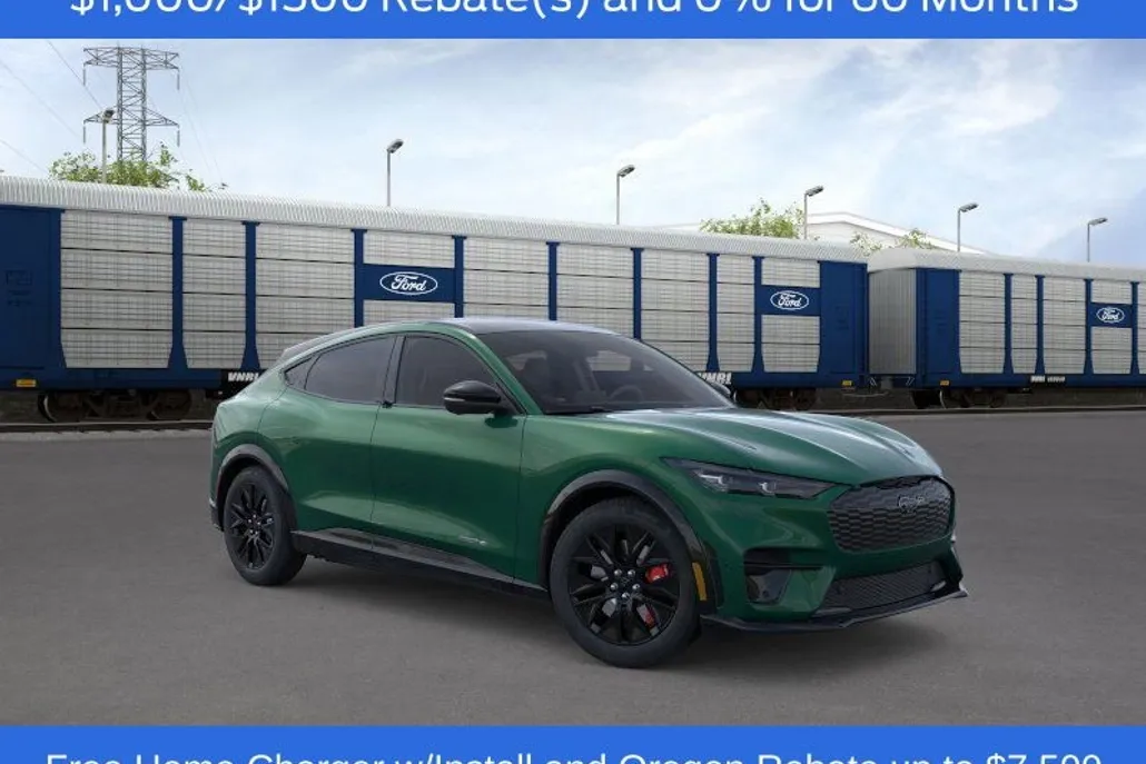 2025 Ford Mustang Mach-E Premium photo 1
