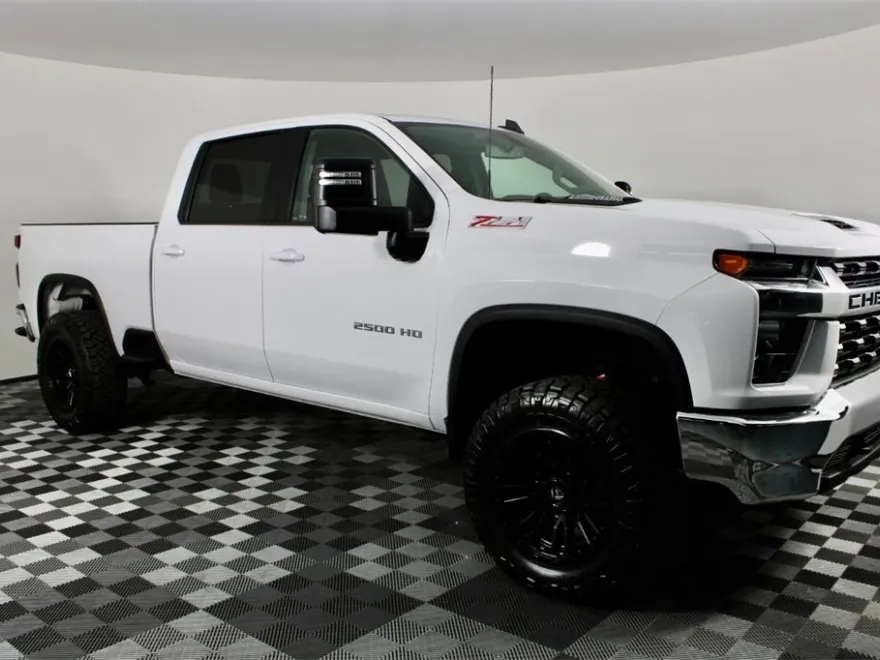2023 Chevrolet Silverado 2500HD LT photo 1
