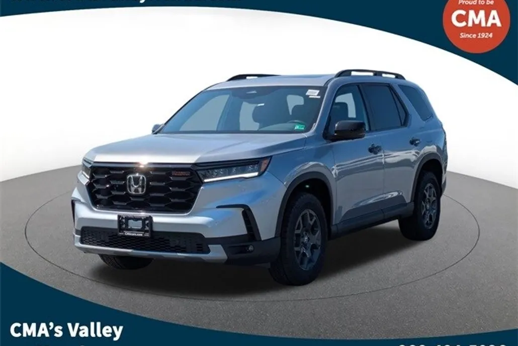 2025 Honda Pilot TrailSport photo 1