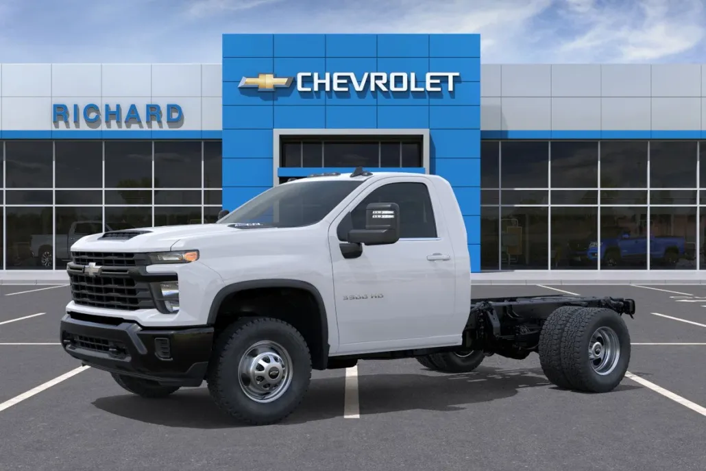 2025 Chevrolet Silverado 3500HD Work Truck photo 1